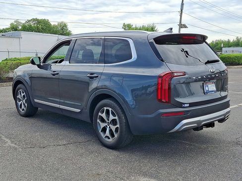 Used 2020 Kia Telluride EX w/ Towing Package FWD image 8