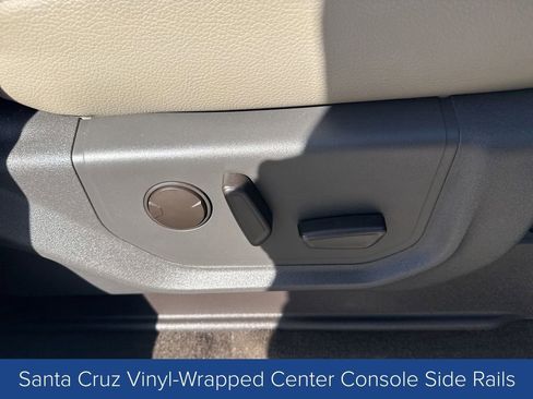 Used 2020 Ford Expedition XLT w/ Equipment Group 202A image 30