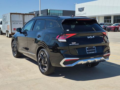 Certified 2025 Kia Sportage SX FWD image 3