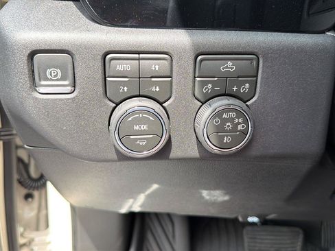 New 2026 Chevrolet Silverado 1500 RST AWD/4WD image 19