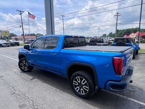 Used 2024 GMC Sierra 1500 AT4 w/ AT4 Premium Package AWD/4WD image 11