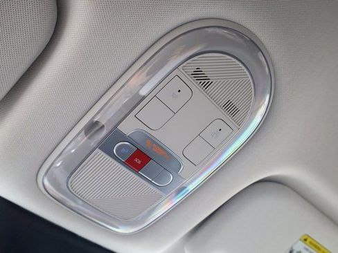 New 2025 Hyundai Ioniq 5 SE image 24