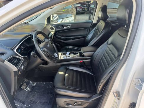Used 2019 Ford Edge SEL w/ Equipment Group 201A FWD image 8