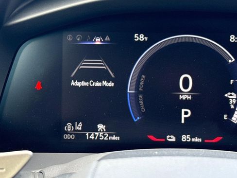 Used 2025 Lexus RZ 300e w/ Accessory Package (2T) image 33