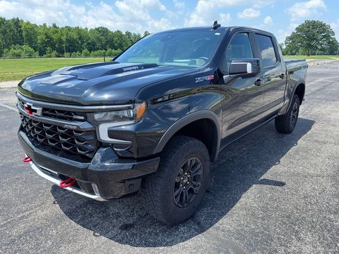 Used 2024 Chevrolet Silverado 1500 ZR2 w/ Technology Package AWD/4WD image 25