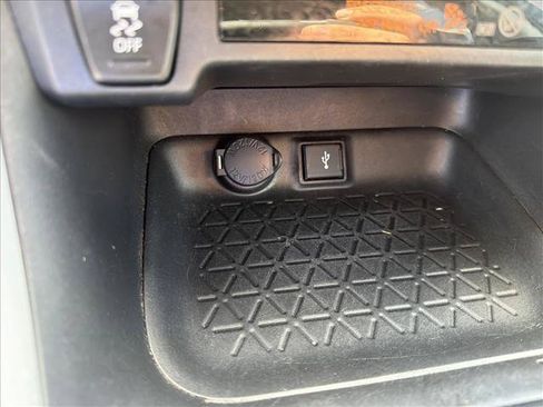 Used 2021 Toyota RAV4 XLE FWD image 15