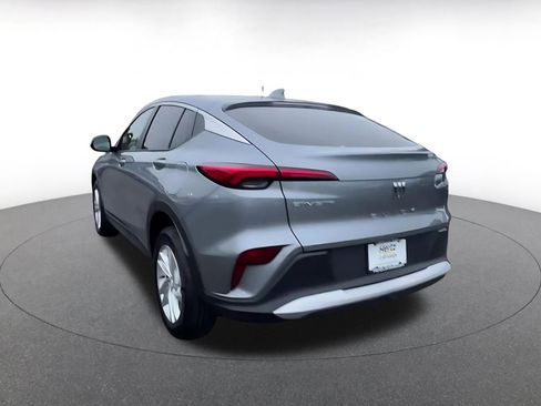 Used 2025 Buick Envista Preferred image 11