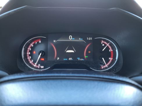 Used 2023 Toyota RAV4 XLE image 9