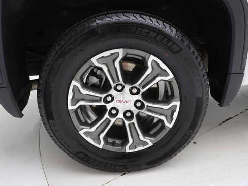 Used 2026 GMC Sierra 1500 SLT AWD/4WD image 14