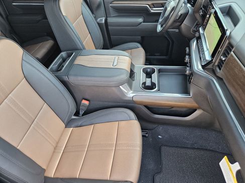 New 2026 Chevrolet Silverado 3500 High Country w/ Technology Package image 16