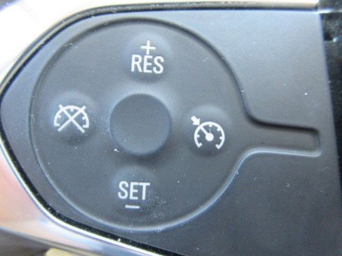 Used 2019 Chevrolet Traverse LT w/ LT Premium Package FWD image 23