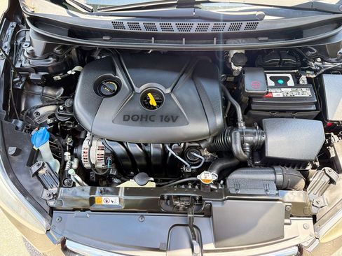 Used 2016 Hyundai Elantra Value Edition FWD image 32