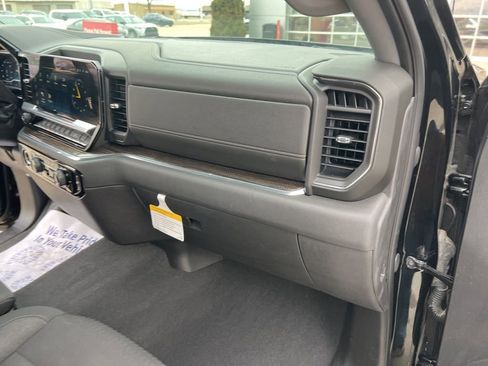 Used 2023 Chevrolet Silverado 1500 LT image 29