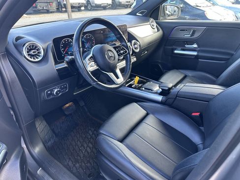 Used 2021 Mercedes-Benz GLA 250 4MATIC image 9