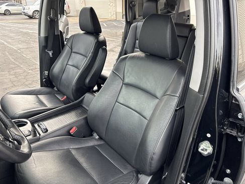 Used 2016 Honda Pilot Touring image 29