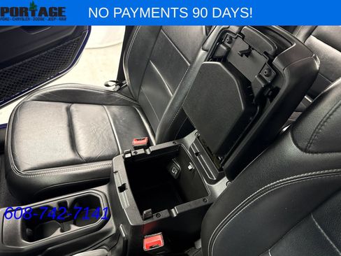 Used 2018 Jeep Wrangler Unlimited Sahara w/ Cold Weather Group AWD/4WD image 19