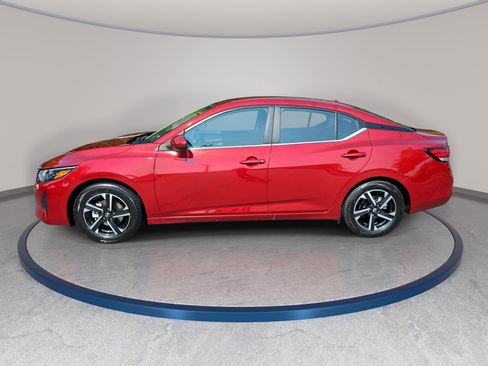 Used 2025 Nissan Sentra SV FWD image 8