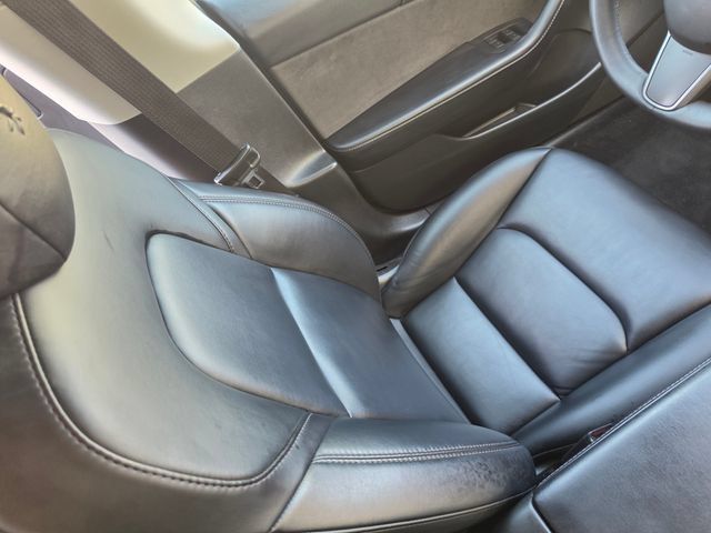 Used 2022 Tesla Model 3 Standard Range RWD image 25