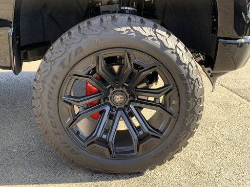 New 2025 Chevrolet Silverado 1500 RST AWD/4WD image 36