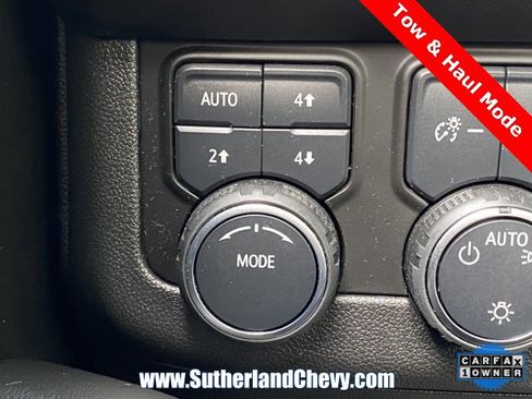 Certified 2024 Chevrolet Tahoe Z71 w/ Luxury Package image 27