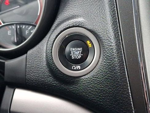 Certified 2017 Dodge Journey Crossroad image 26