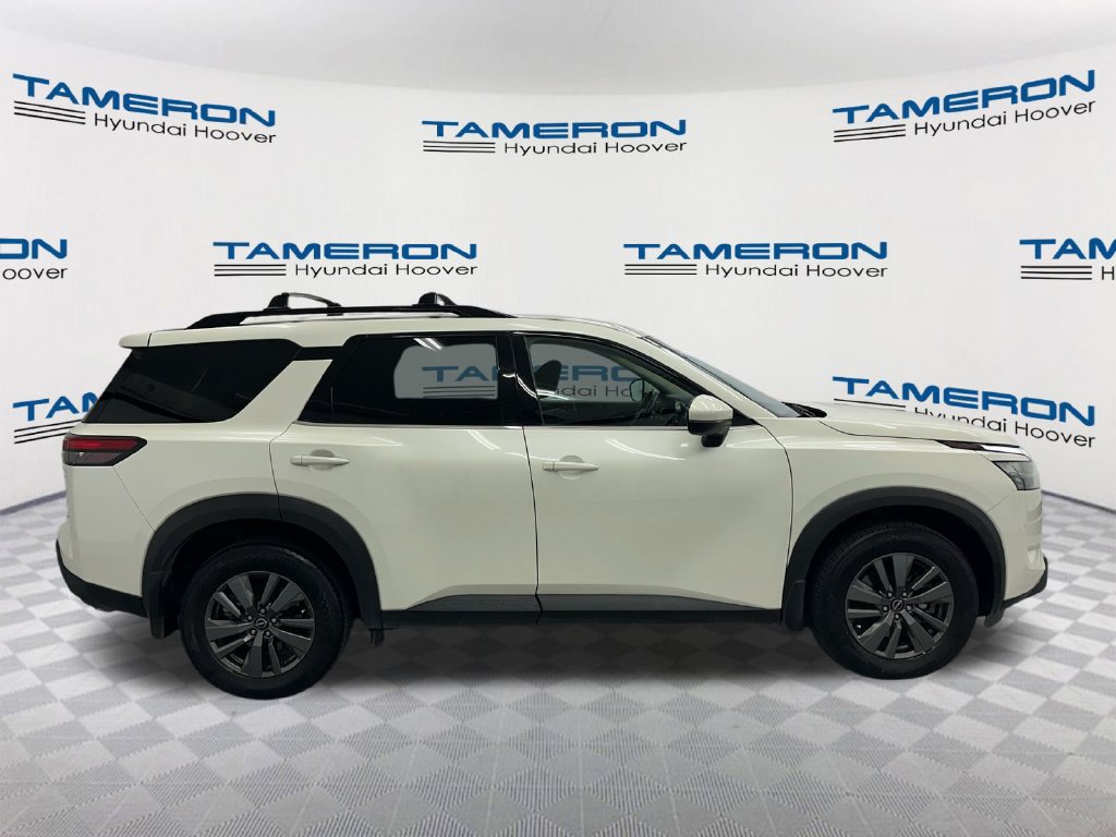 Used 2024 Nissan Pathfinder SV AWD/4WD image 6
