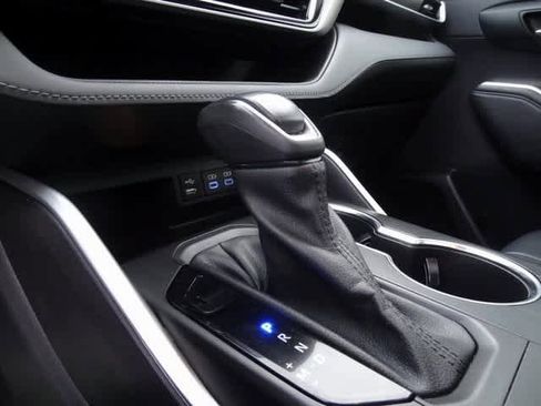 Used 2022 Toyota Highlander XLE image 39