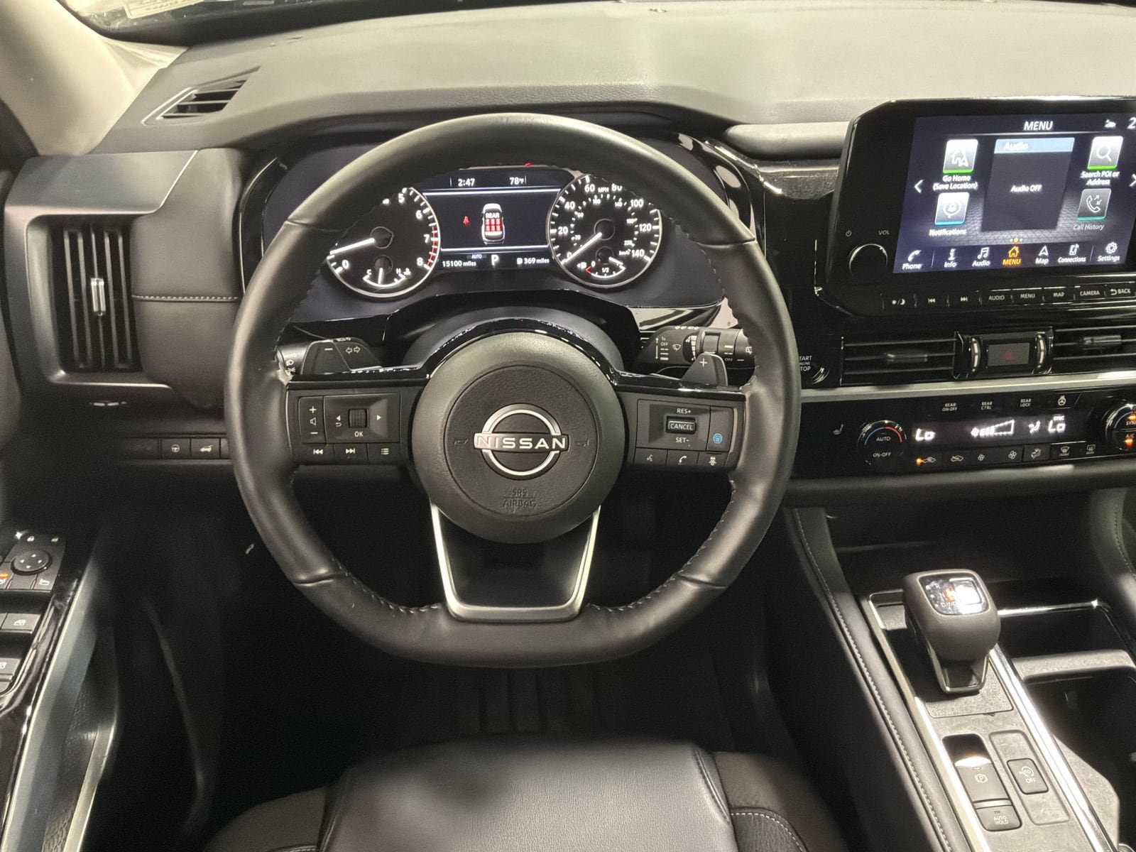 Used 2025 Nissan Pathfinder SL AWD/4WD image 7