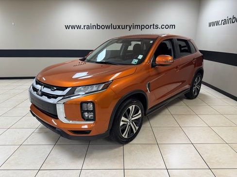 Used 2020 Mitsubishi Outlander Sport SE FWD image 3