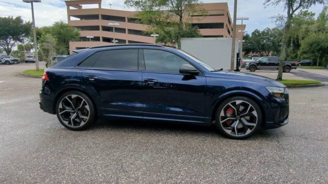 Used 2024 Audi RS Q8 AWD/4WD image 30