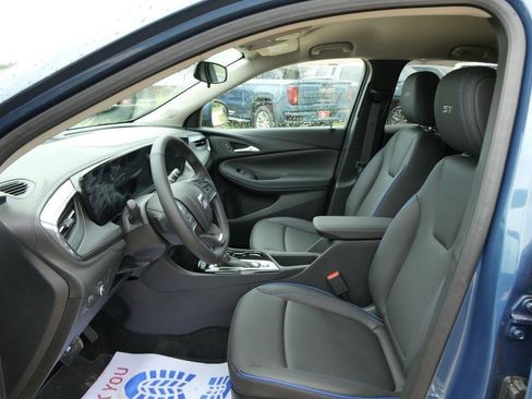 New 2026 Buick Encore GX Sport Touring w/ Comfort Package AWD/4WD image 15