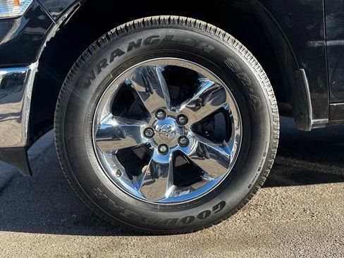 Used 2017 RAM 1500 Big Horn image 5