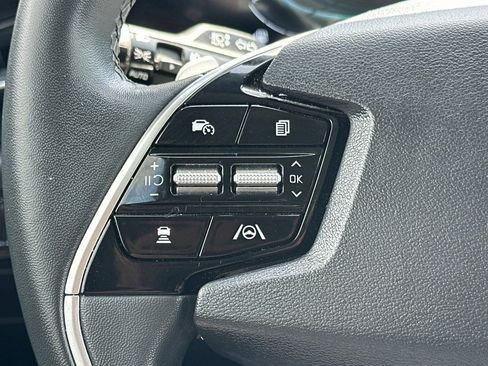Certified 2023 Kia Niro EX Touring FWD image 26