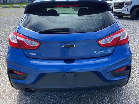Used 2018 Chevrolet Cruze LT w/ Convenience Package FWD image 5