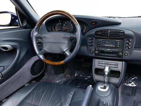 Used 2000 Porsche 911 Cabriolet image 12