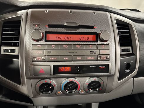 Used 2010 Toyota Tacoma PreRunner RWD image 21