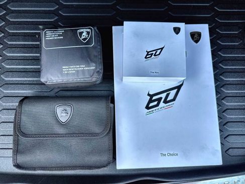 Used 2024 Lamborghini Urus Performante image 29