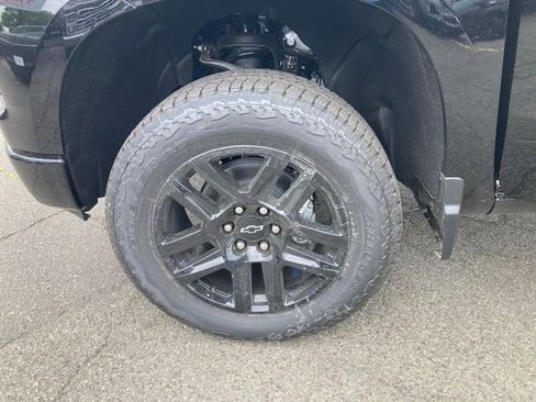 New 2026 Chevrolet Silverado 1500 Custom Trail Boss w/ Midnight Edition AWD/4WD image 23