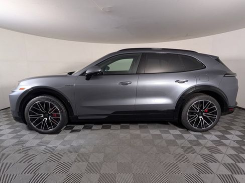 New 2026 Porsche Cayenne Turbo AWD/4WD image 2