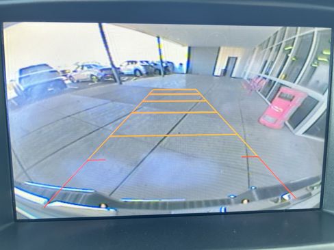 Used 2015 GMC Canyon SLT image 20