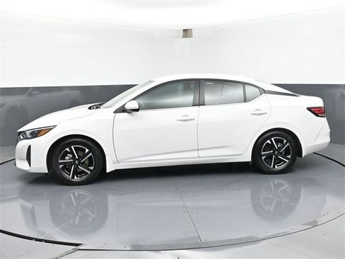 Used 2024 Nissan Sentra SV w/ All-Weather Package image 4