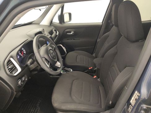 Used 2021 Jeep Renegade Latitude image 17