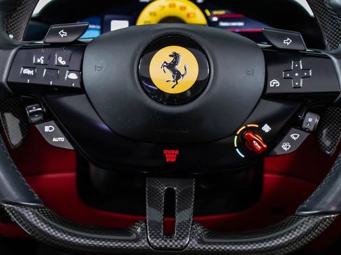 Certified 2024 Ferrari Roma Spider RWD image 39