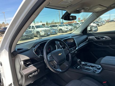 Used 2020 Chevrolet Traverse LT AWD/4WD image 12