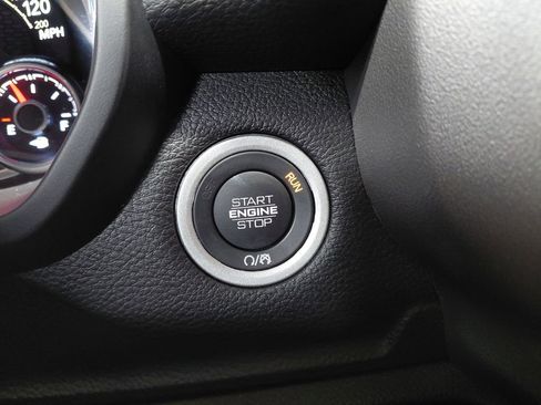 Used 2025 RAM 1500 Big Horn AWD/4WD image 35