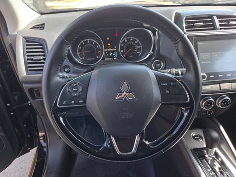 Used 2025 Mitsubishi Outlander Sport SE AWD/4WD image 18