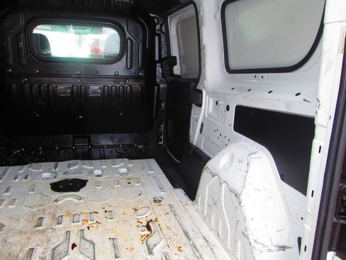 Used 2022 RAM ProMaster City Tradesman image 4