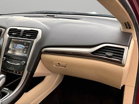 Used 2014 Ford Fusion SE w/ Equipment Group 202A FWD image 21