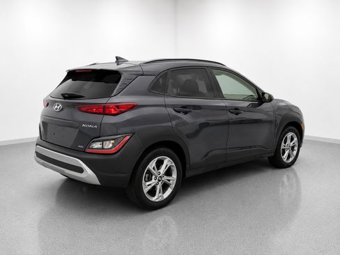 Used 2023 Hyundai Kona SEL w/ Convenience Package AWD/4WD image 4