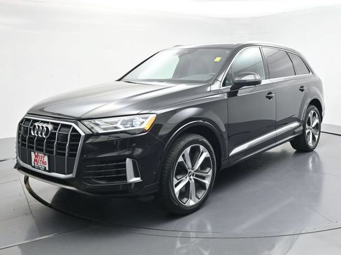 Used 2022 Audi Q7 3.0T Premium Plus w/ Premium Plus Package AWD/4WD image 2